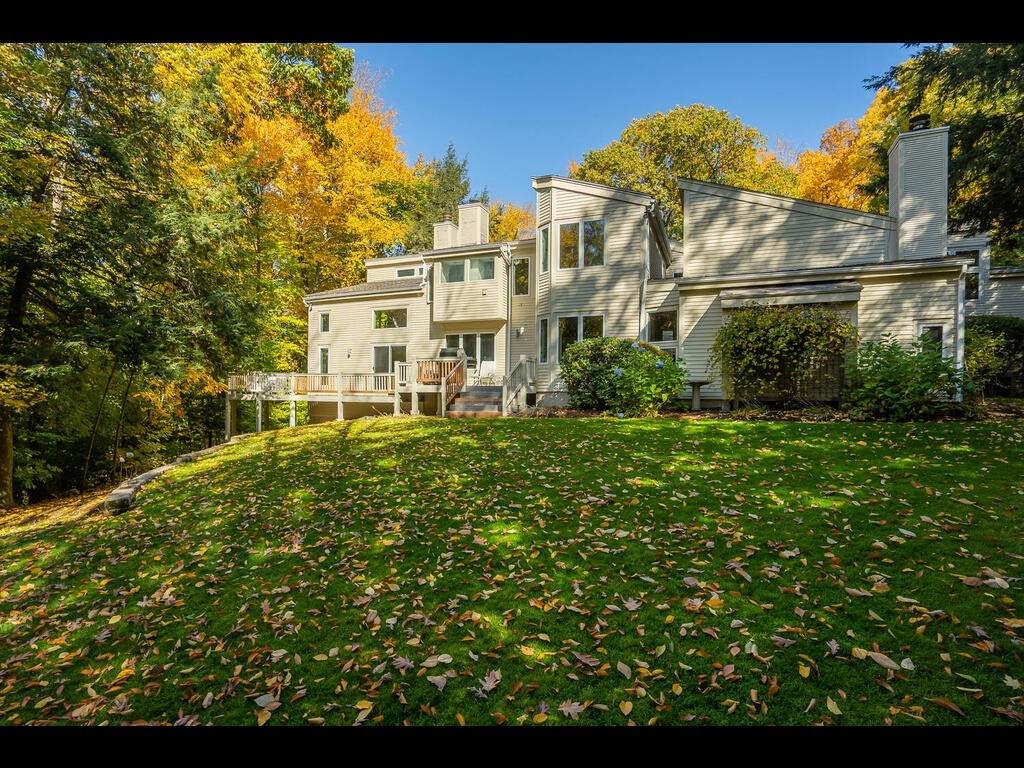 15 Mcintosh Dr - Photo 1