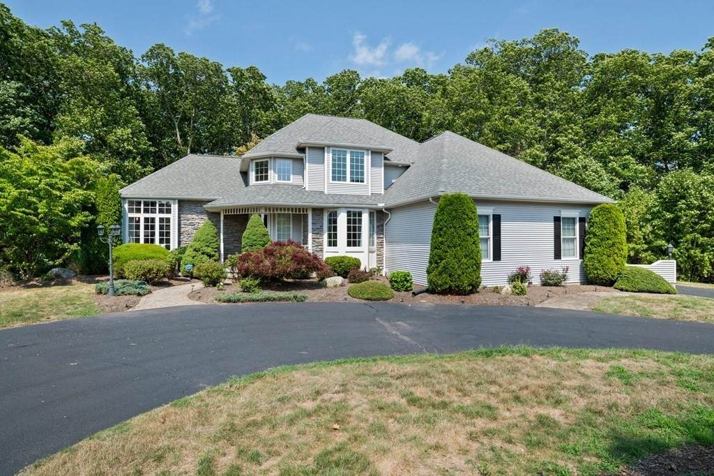 20 Tiffany Cir - Photo 1
