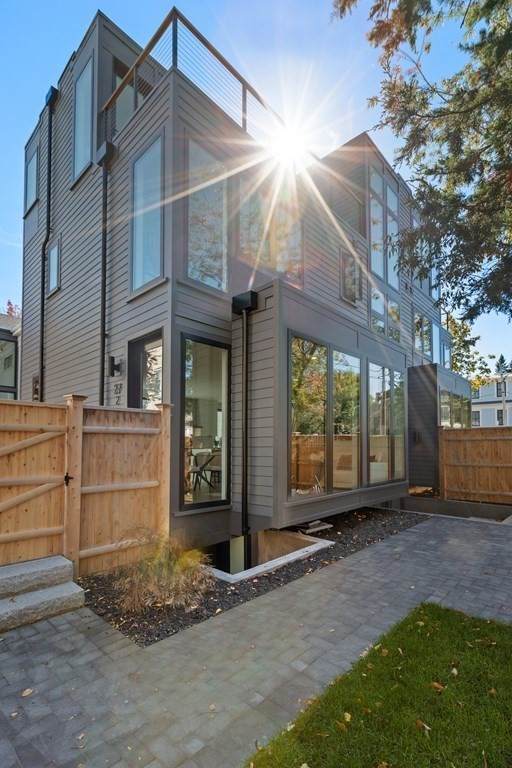 27 Tremont Street - Photo 1