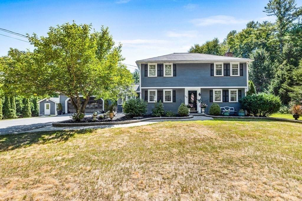 110 Maple - Photo 1