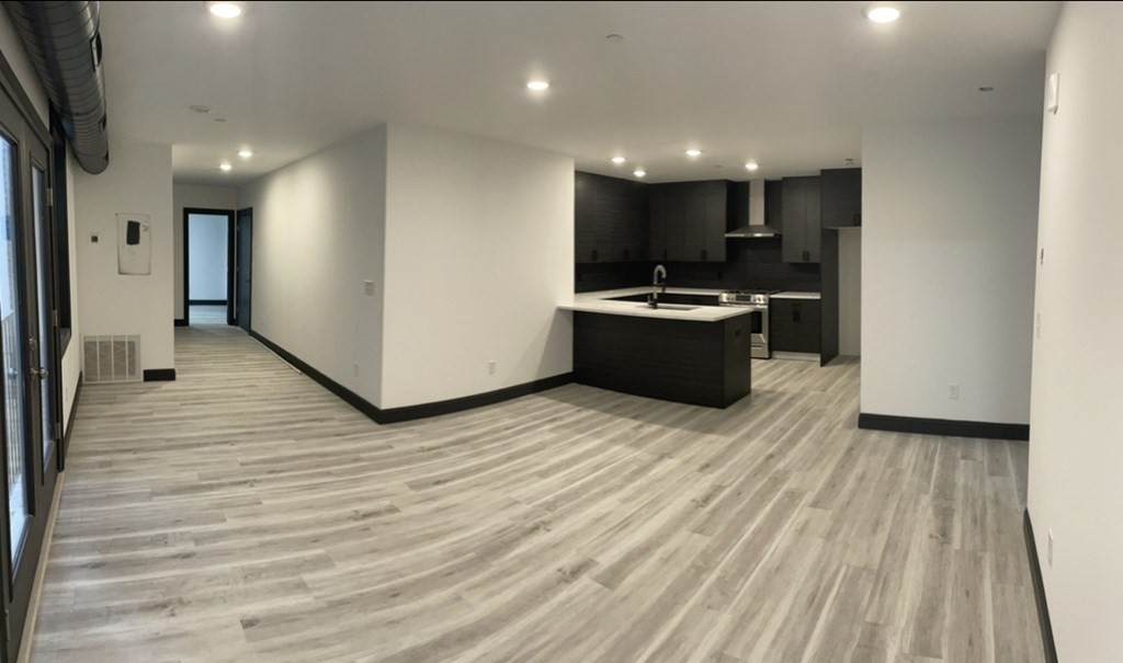12 Montvale Avenue - Photo 1