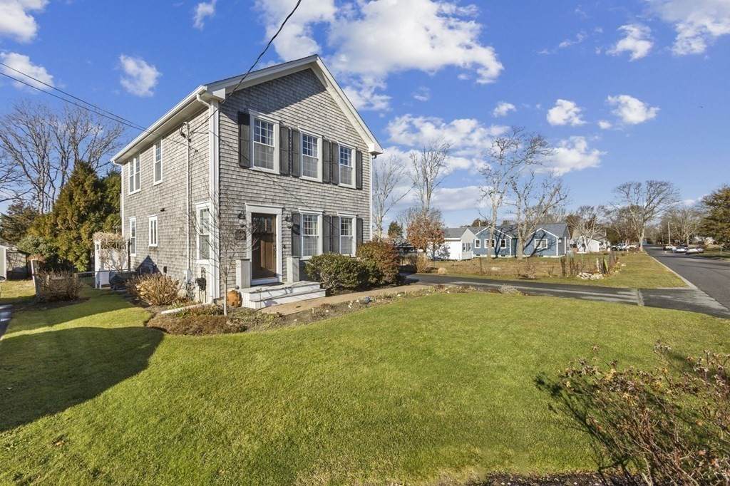 172 Cottonwood St - Photo 1