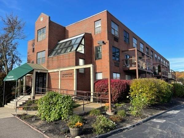 605 Eastern Ave - Photo 1