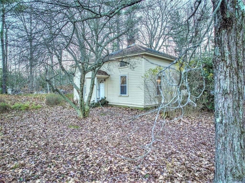234 New Ipswich Rd - Photo 1