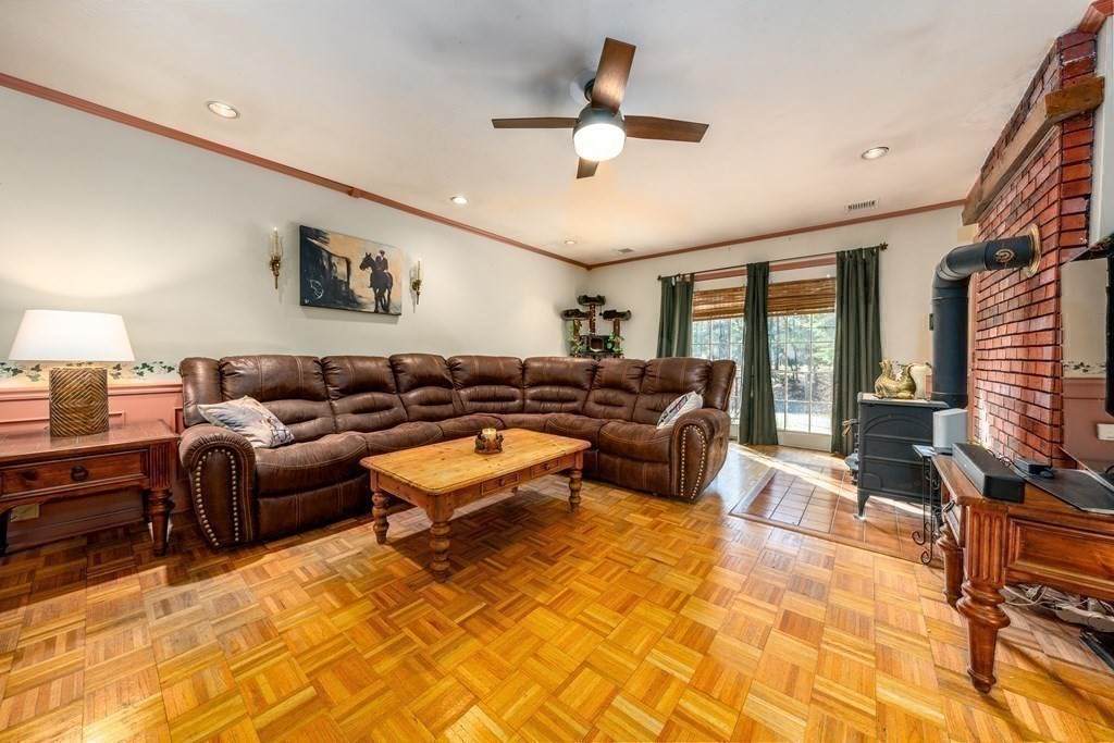 105 Captain Carltons Rd - Photo 1