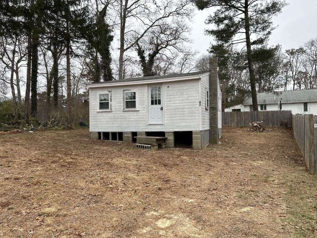 47 Indian Ave. - Photo 1
