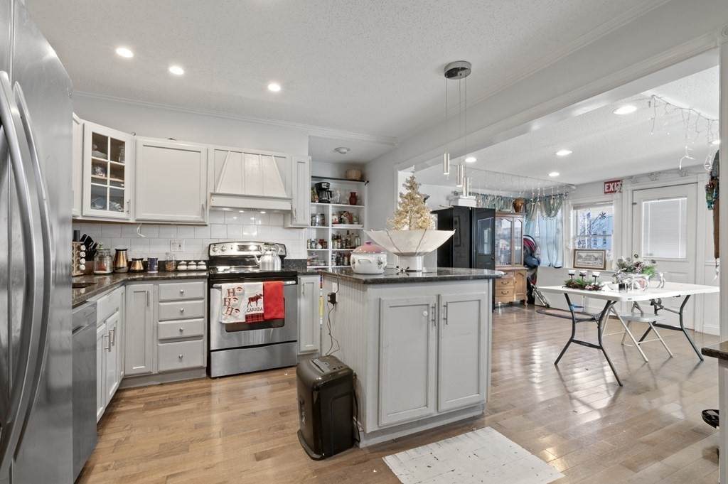 10 Boston St - Photo 1