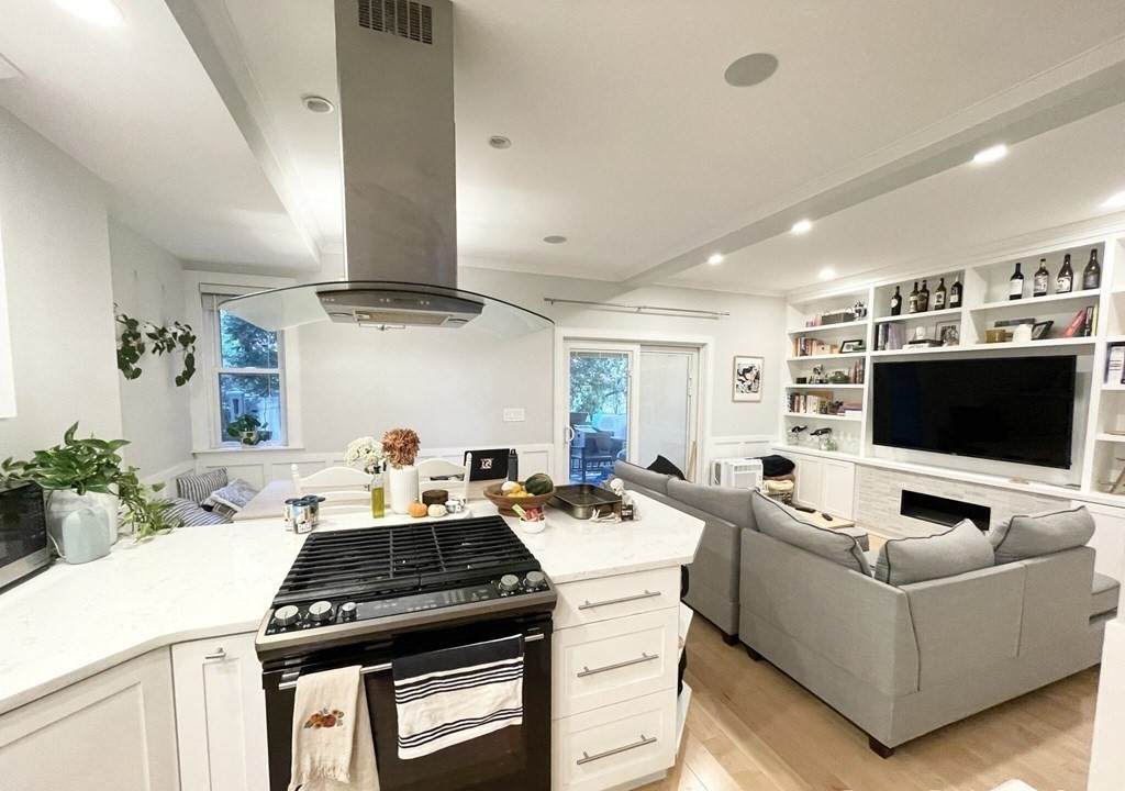 108 Buttonwood - Photo 1