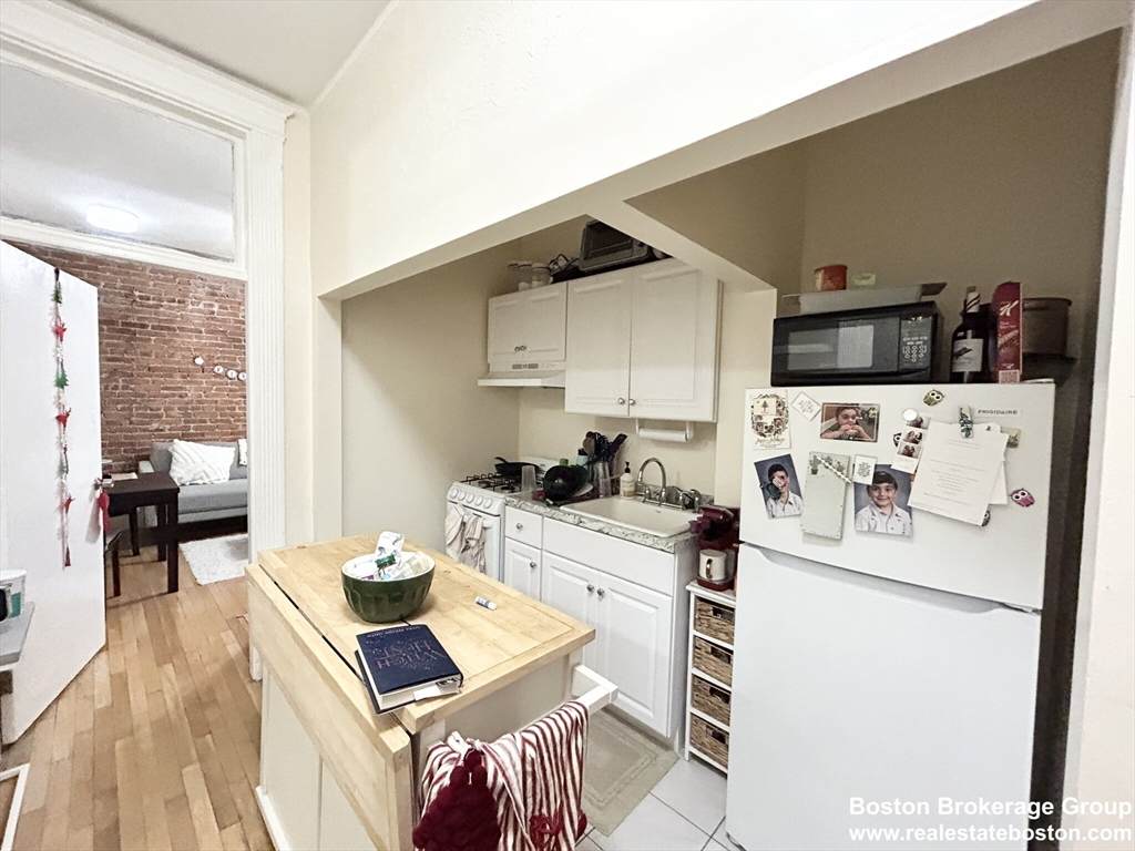 39 Hemenway Street - Photo 1
