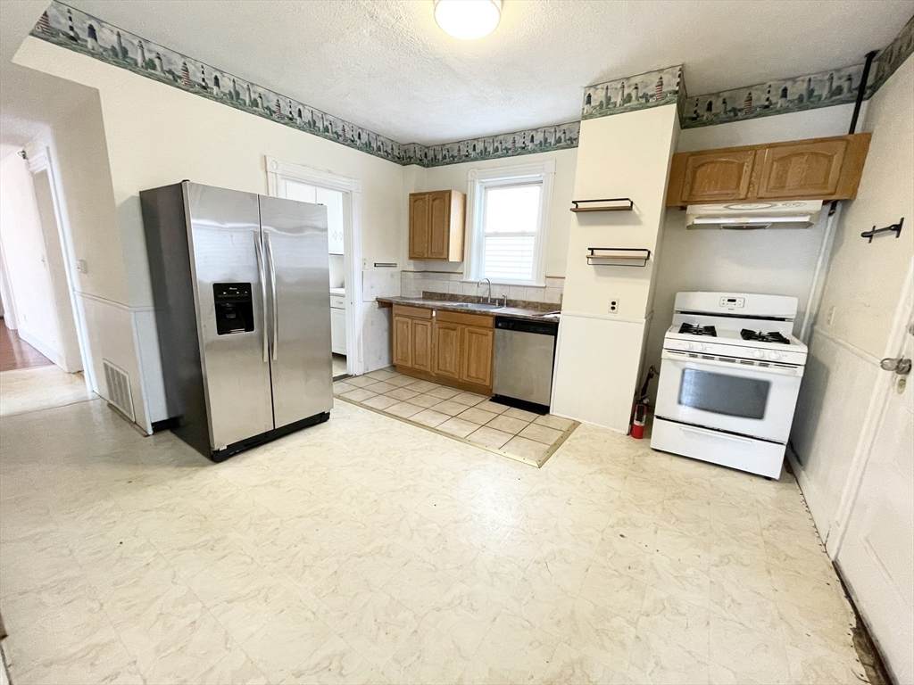 45 Crescent Ave. - Photo 1