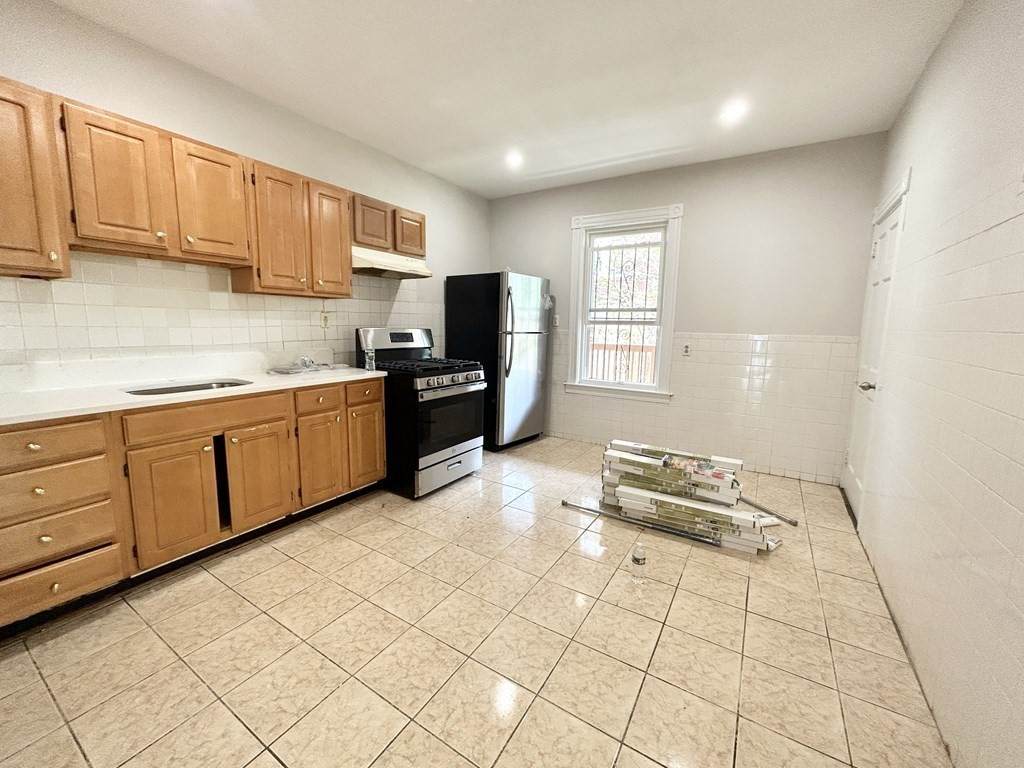 22 Humphreys - Photo 1