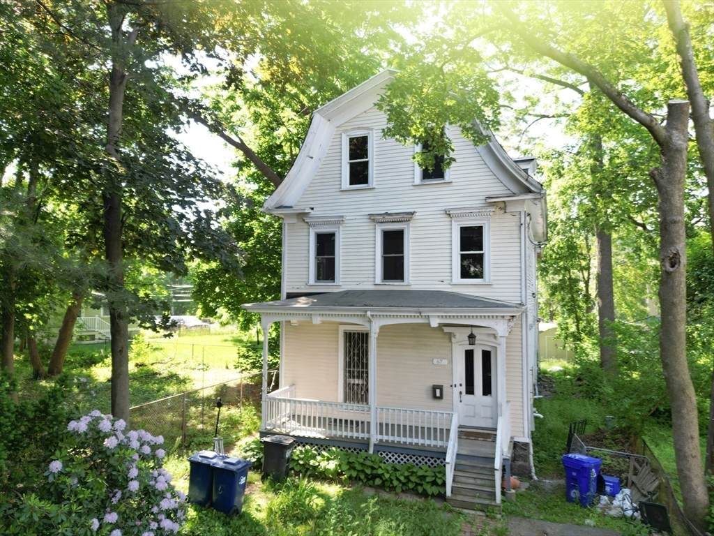 67 Lambert Ave - Photo 1