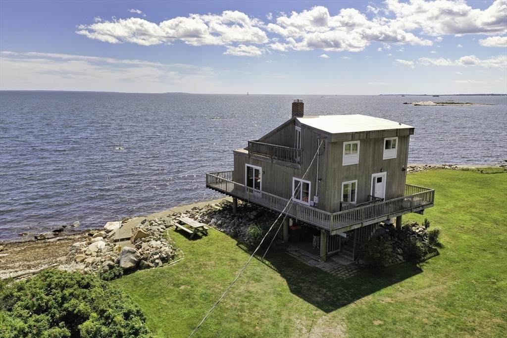 10 Wilburs Point Dr - Photo 1