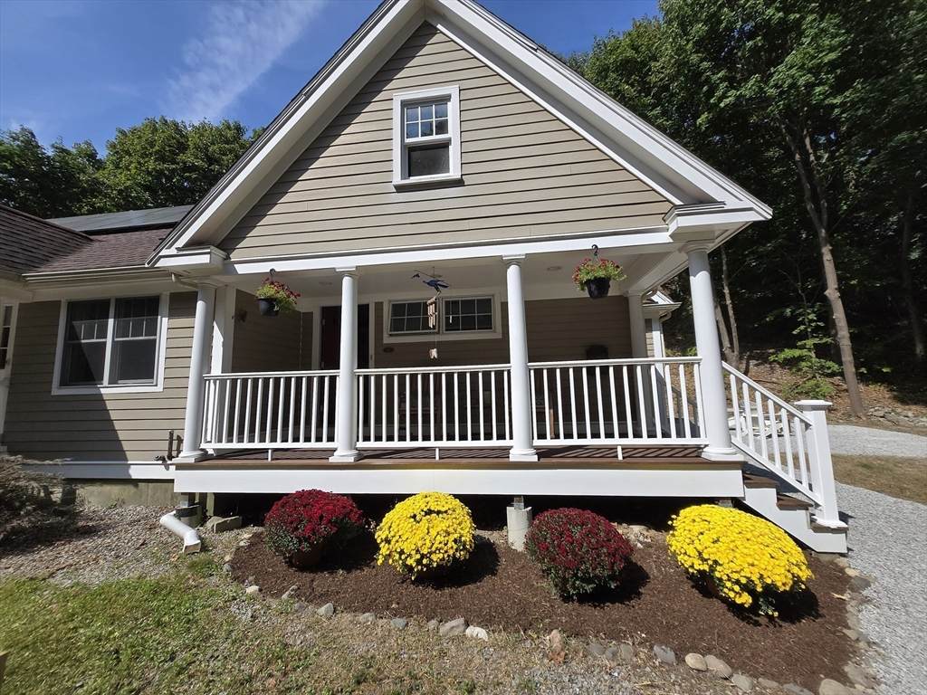 38 Lee St - Photo 1