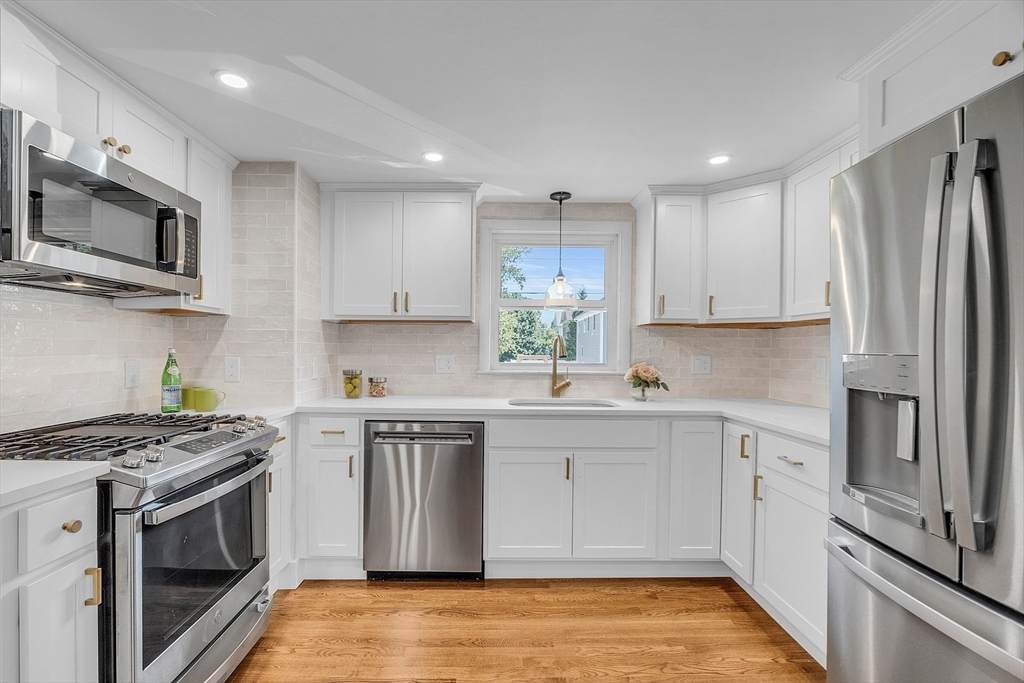 26 Arcadia Ave - Photo 1