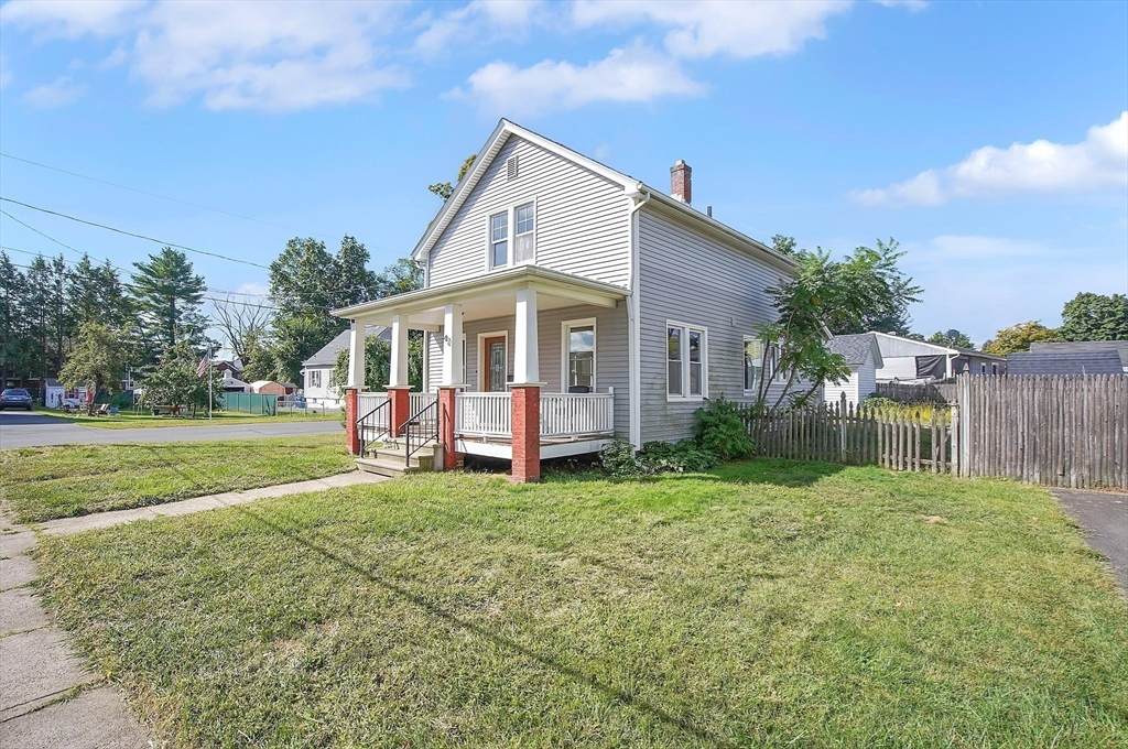 42 Fabyan St - Photo 1