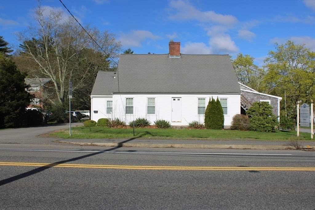 676 Bedford Street - Photo 1
