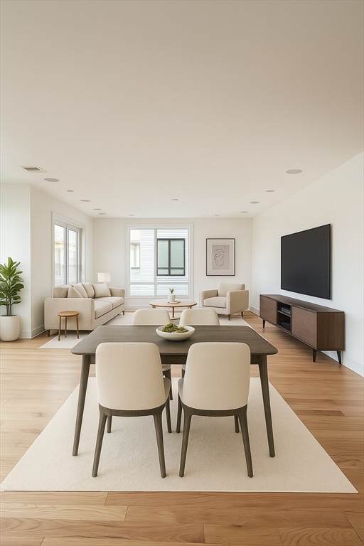 403 W 1st St - Photo 1