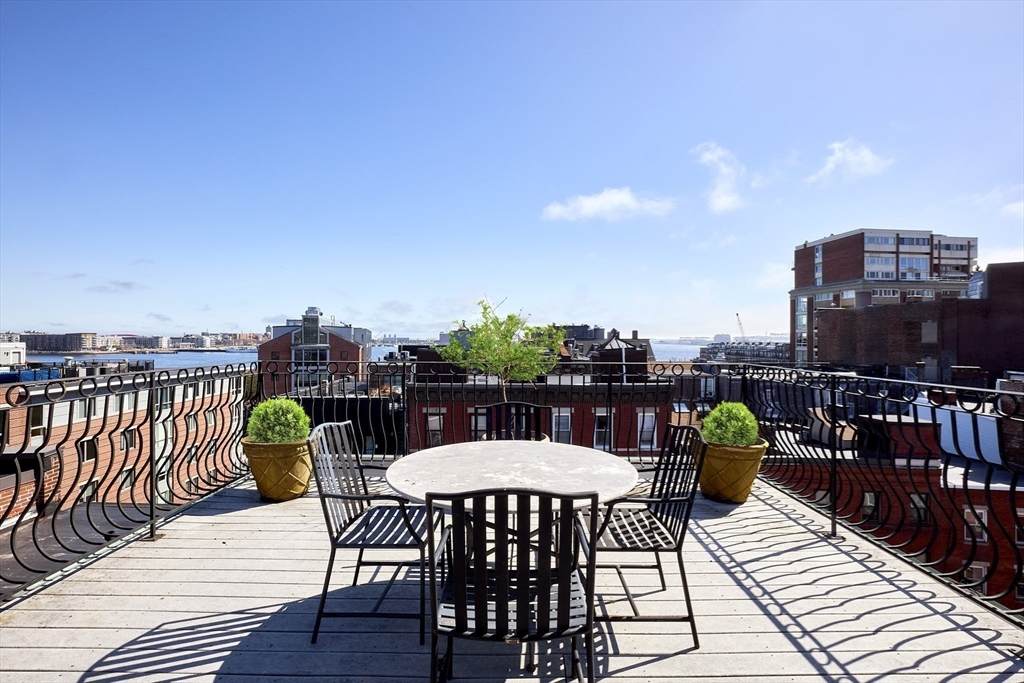 290 North St - Photo 1