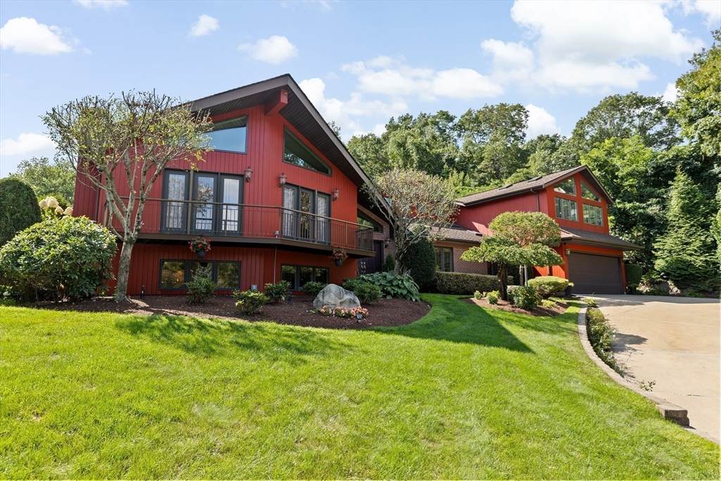 17 Paula Drive - Photo 1