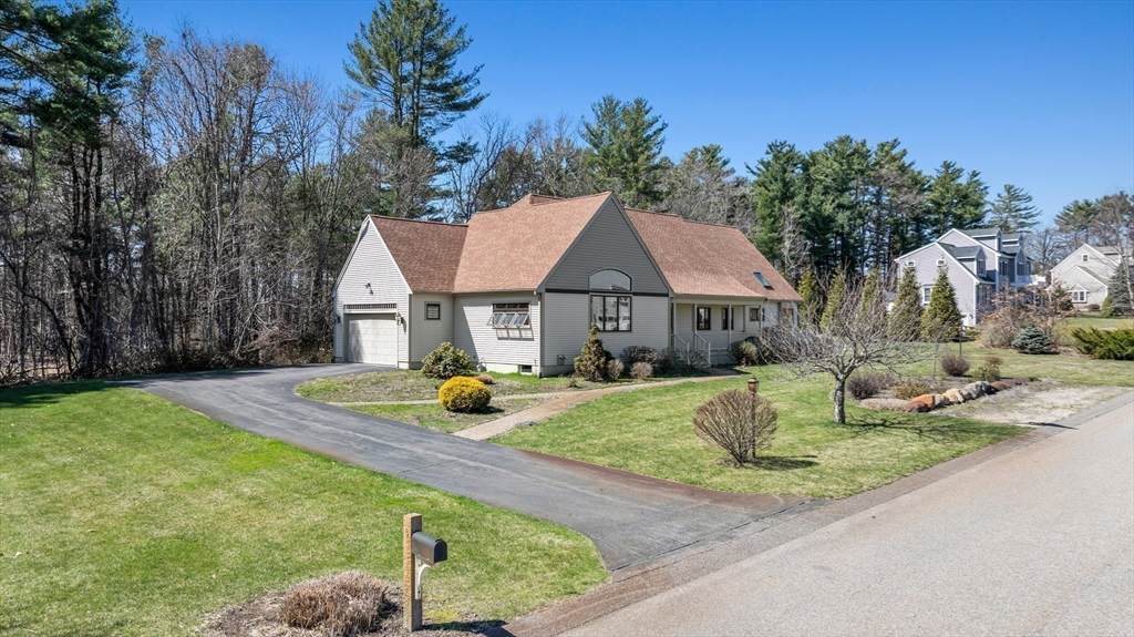 3 Christopher Ln - Photo 1