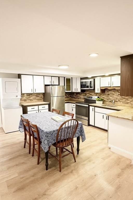 84 Thorndike St - Photo 1
