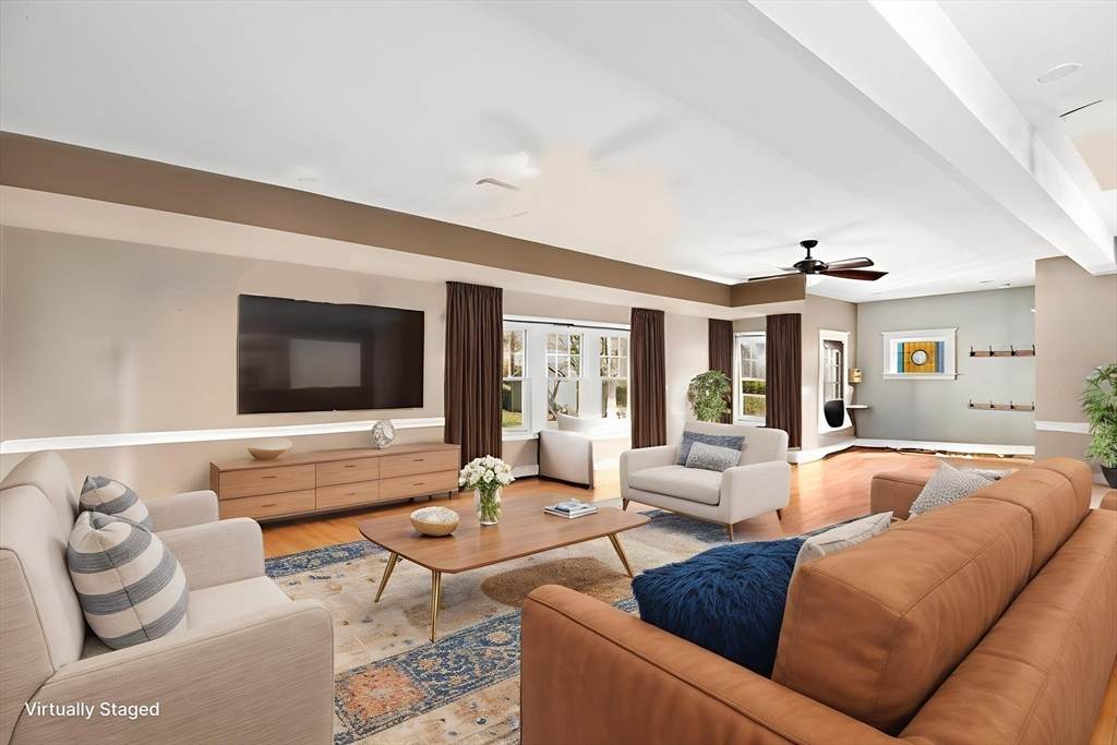 35 Bourne St - Photo 1