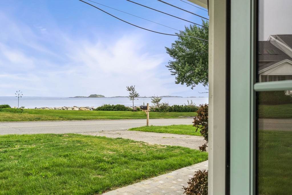 1153 Nantasket Ave - Photo 1