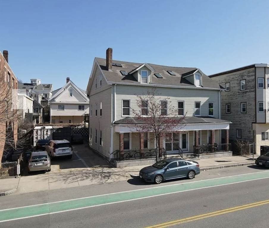 571 Somerville Ave - Photo 1