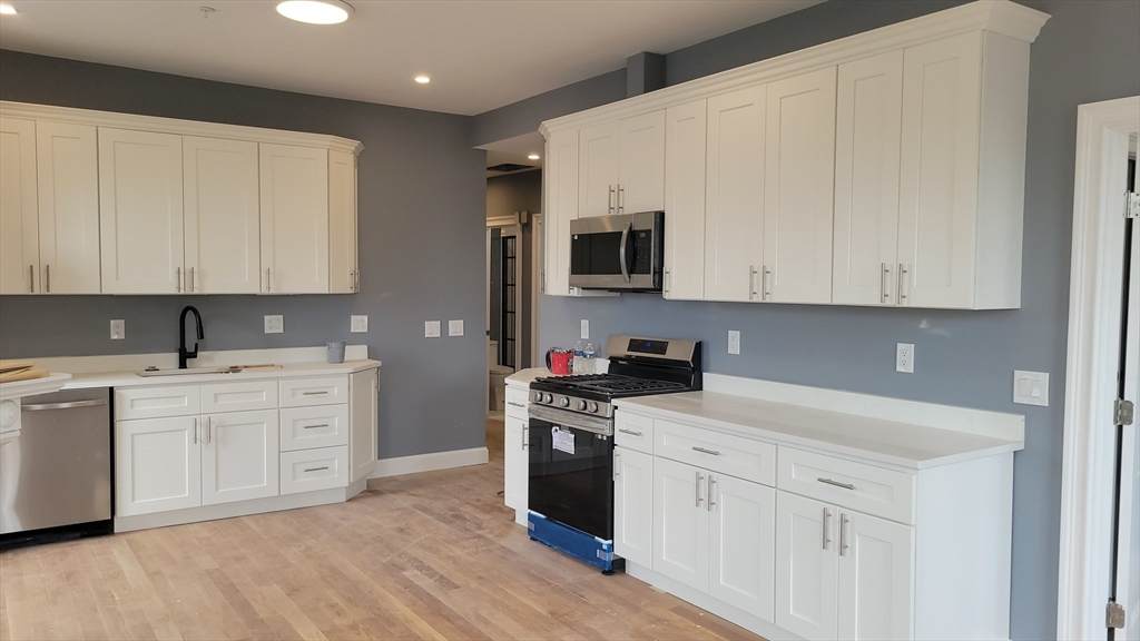 341 Cambridge Street - Photo 1