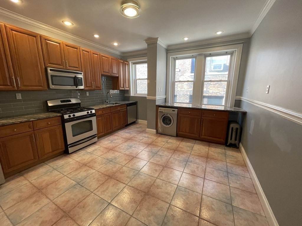 25 Stearns Road - Photo 1