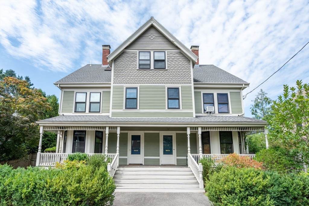 40 Cushing St - Photo 1