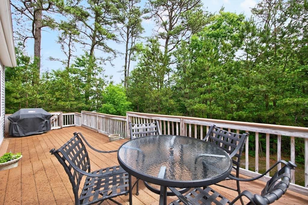 71 Cottage Cove - Photo 1
