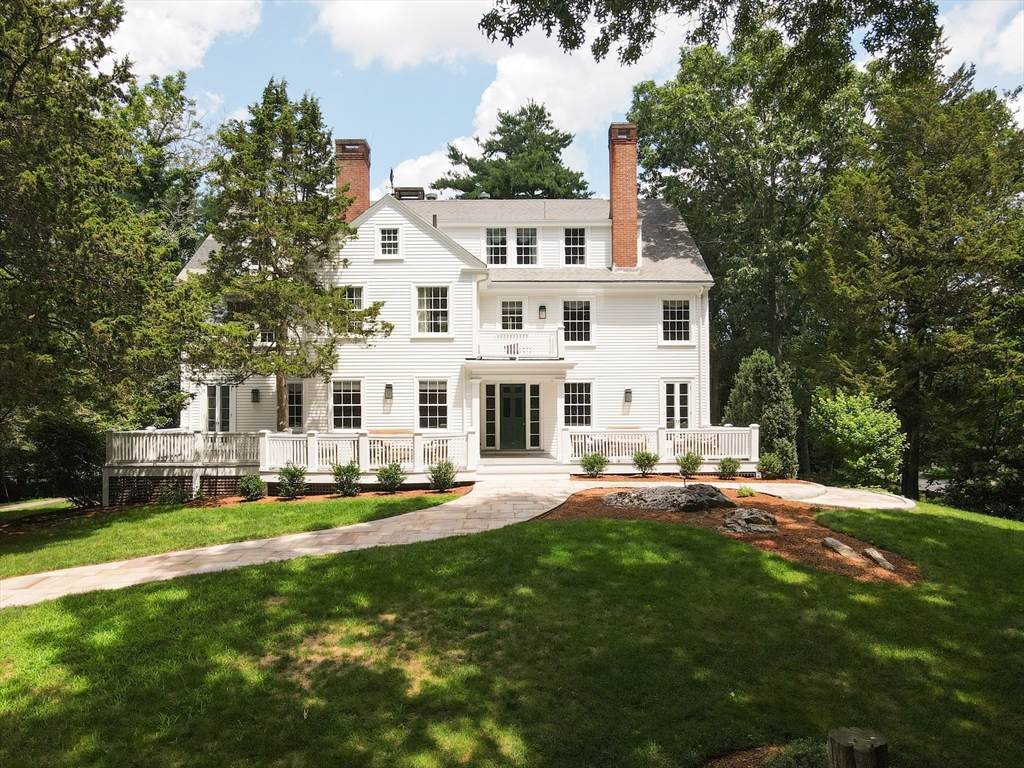 55 Parkwood Drive - Photo 1