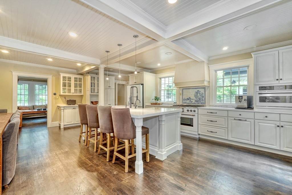 20 Grove Pl - Photo 1