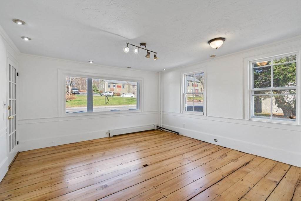 353 Boston Post Rd - Photo 1