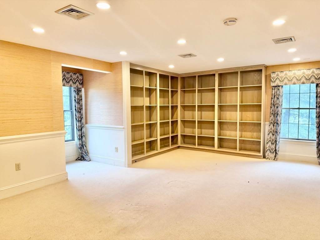 1624 Sudbury Road - Photo 1