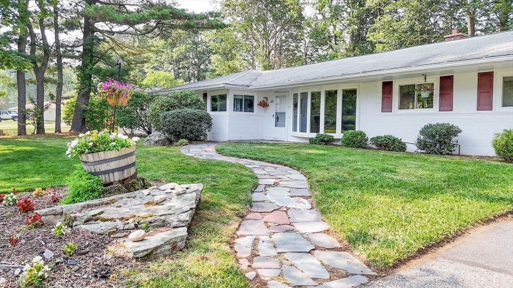 49 Barry Rd - Photo 1