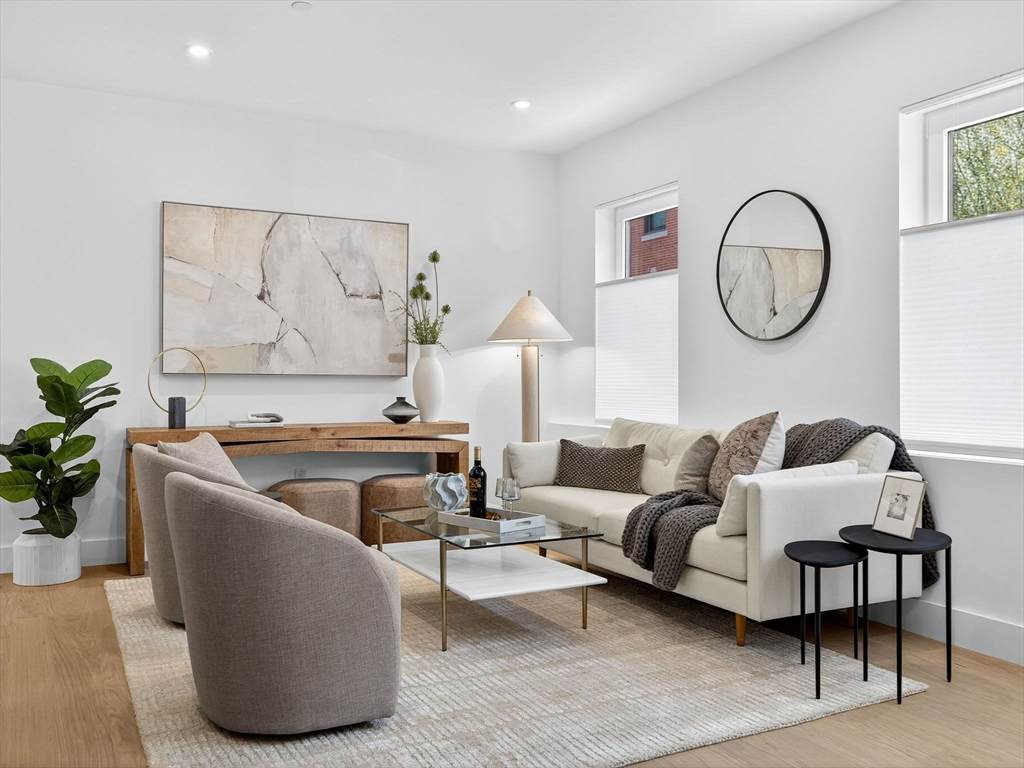 27 Dixwell St - Photo 1