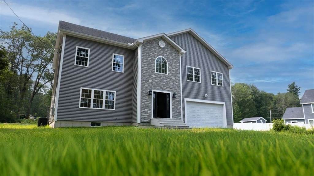 217 Prospect St - Photo 1