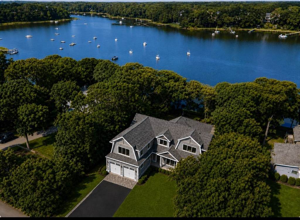 640 Poponessett Rd - Photo 1