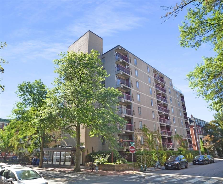 280 Harvard St - Photo 1