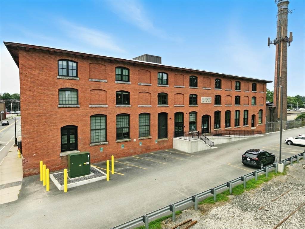 55 Sterling St - Photo 1