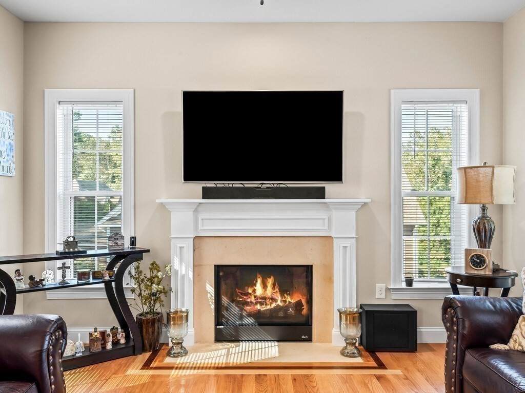 17 Jeanne Marie Dr - Photo 1