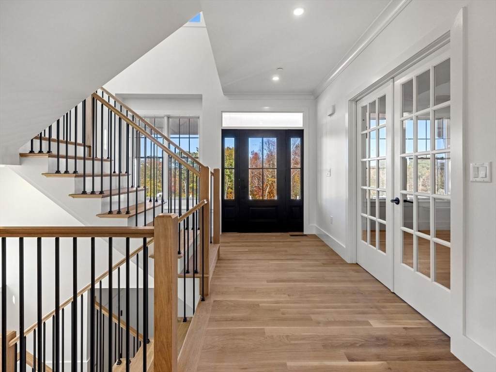 35 Lincoln Street - Photo 1