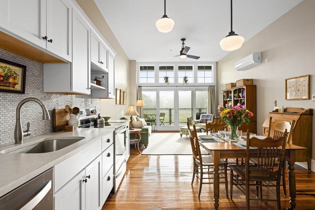 58 Main St - Photo 1