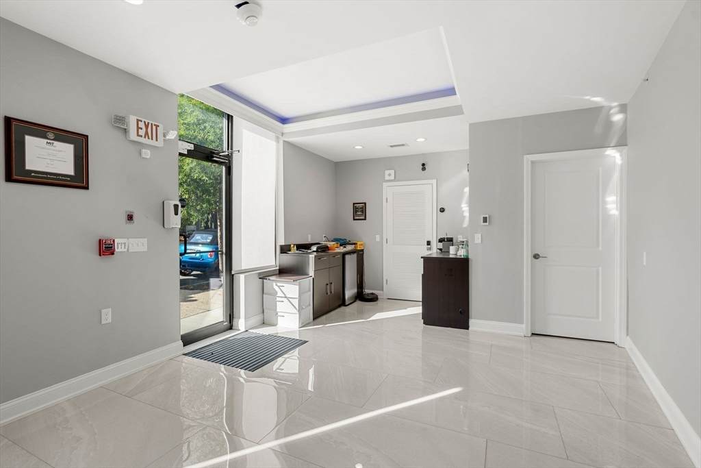 101 Heath Street - Photo 1