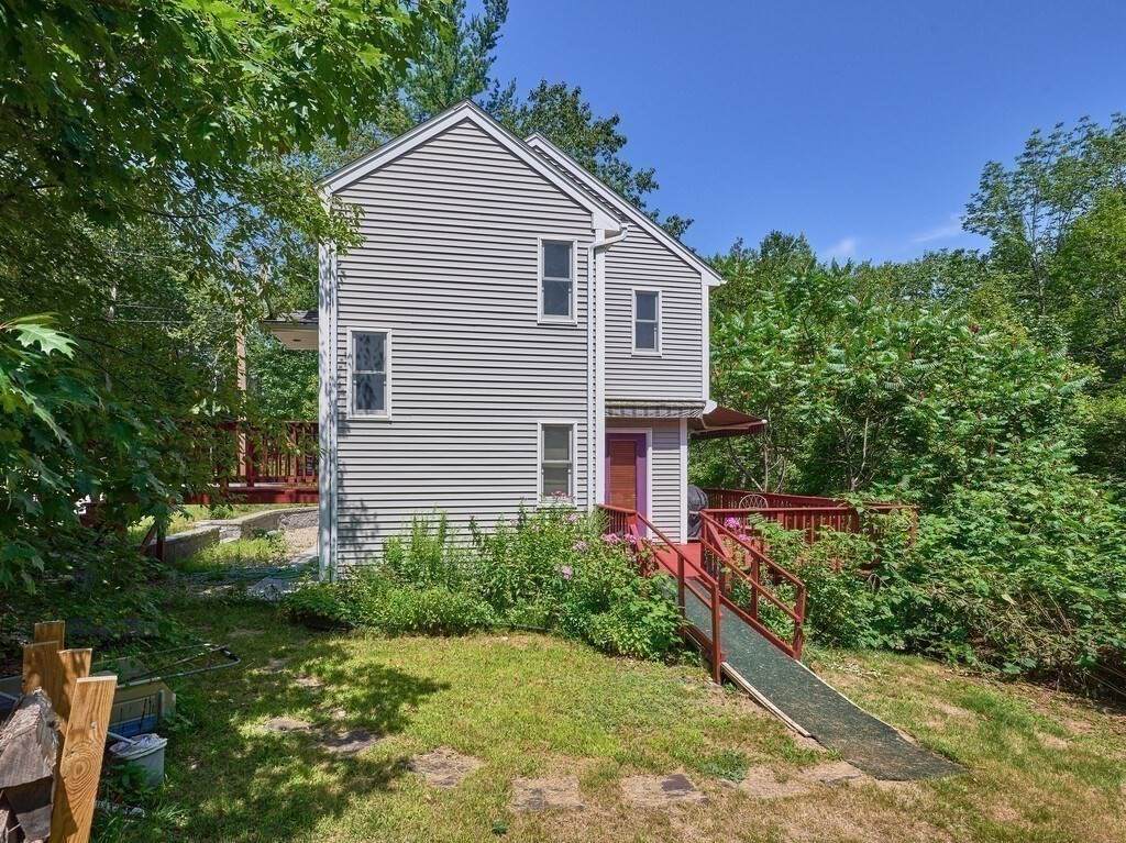 189 Maple Avenue - Photo 1