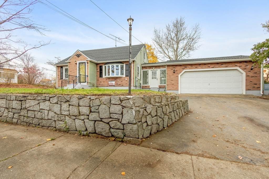 25 Lakeview St - Photo 1