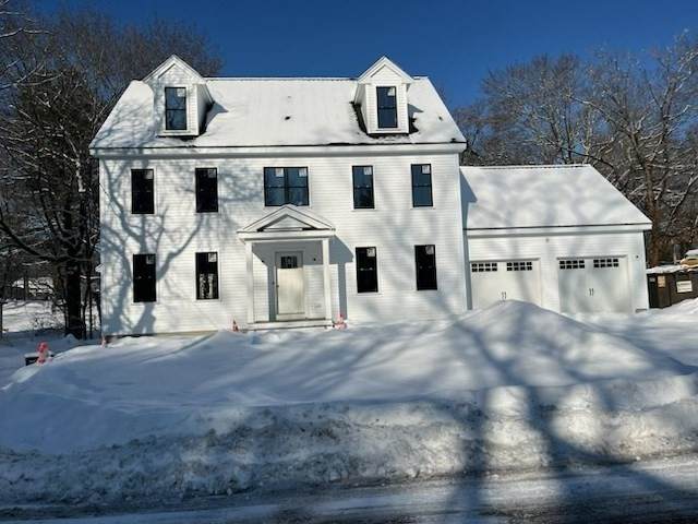 123 Center St - Photo 1